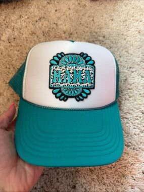 Turquoise & White 'MAMA' Trucker Hat